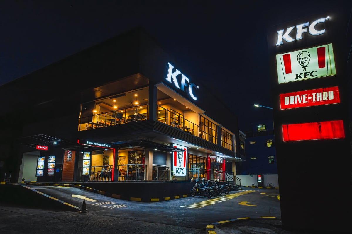KFC restaurant building exterior storefront